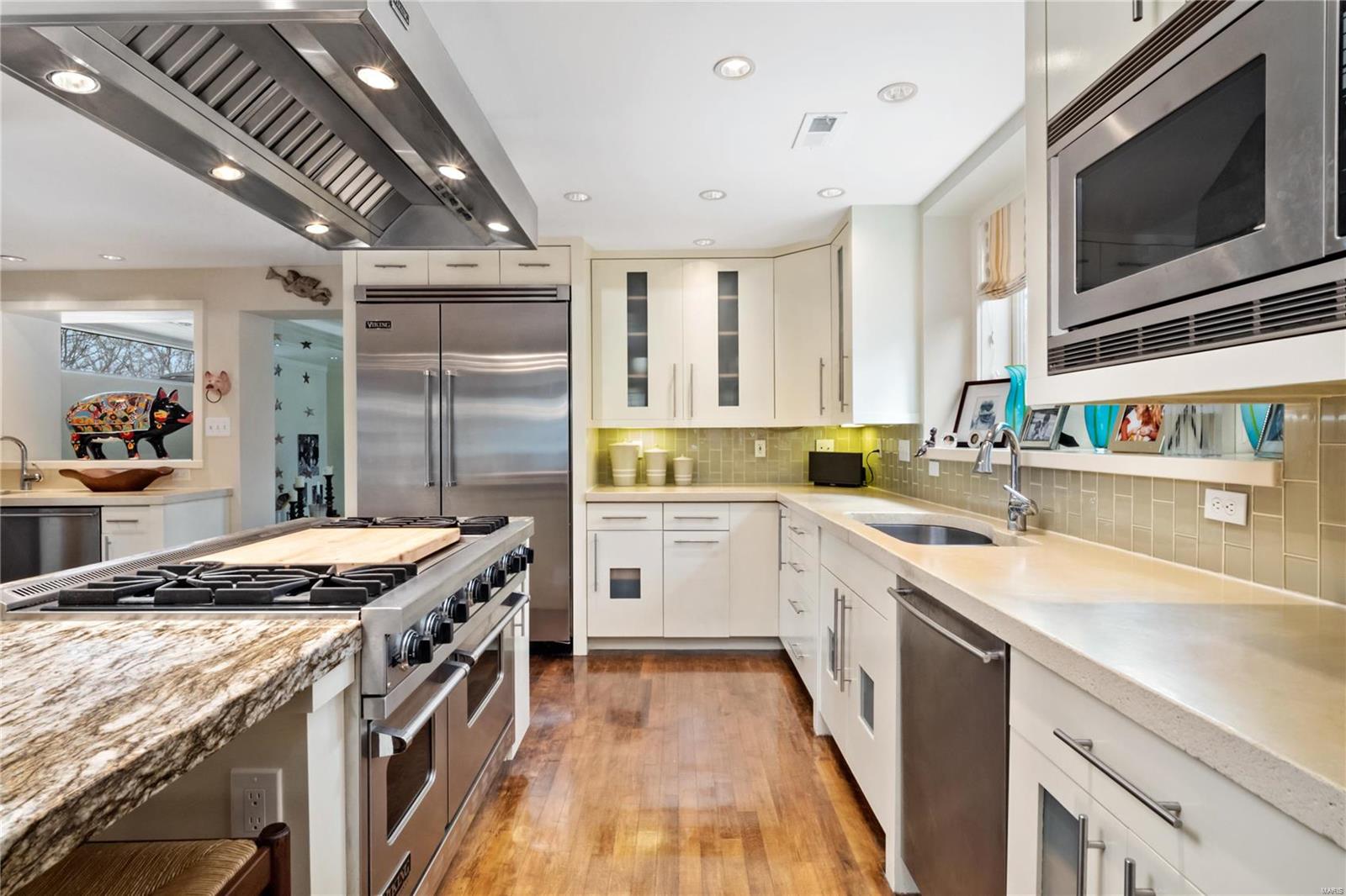 2120 Warson Road St. Louis, MO 63124 - Photo 11 of 50 Gallery Image 11
