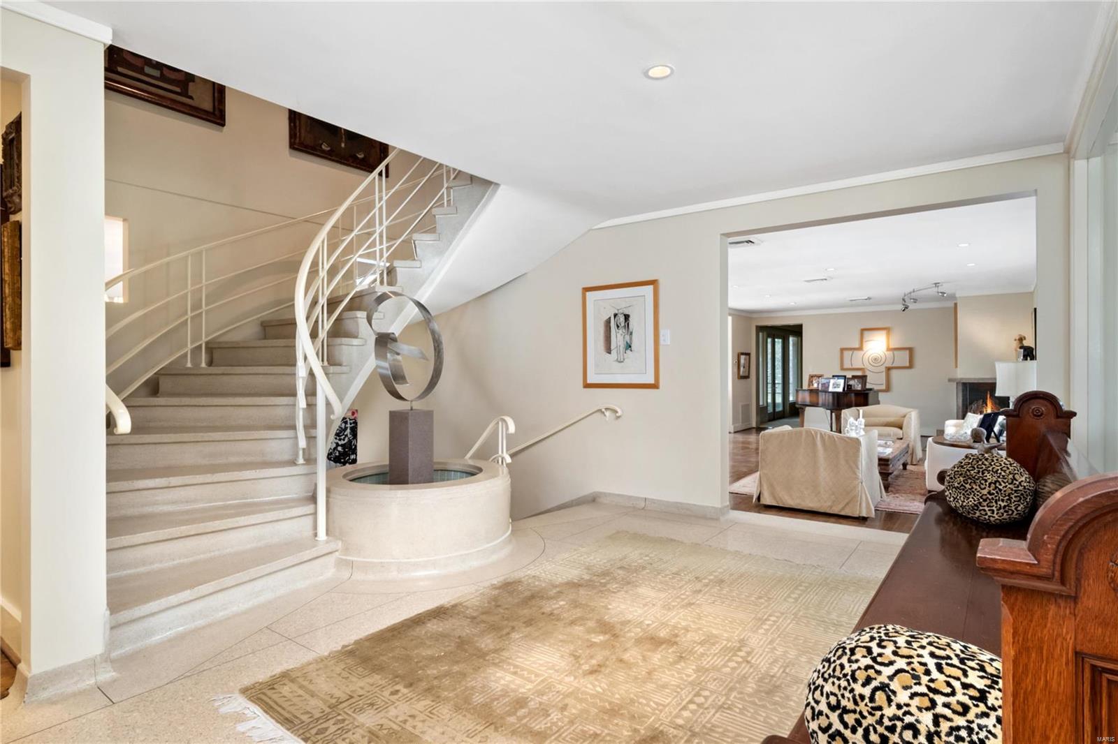 2120 Warson Road St. Louis, MO 63124 - Photo 3 of 50 Gallery Image 3