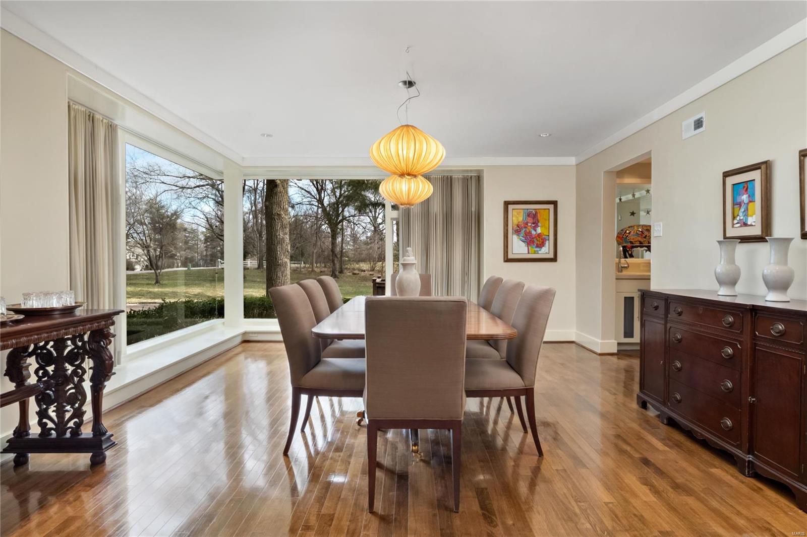 2120 Warson Road St. Louis, MO 63124 - Photo 5 of 50 Gallery Image 5