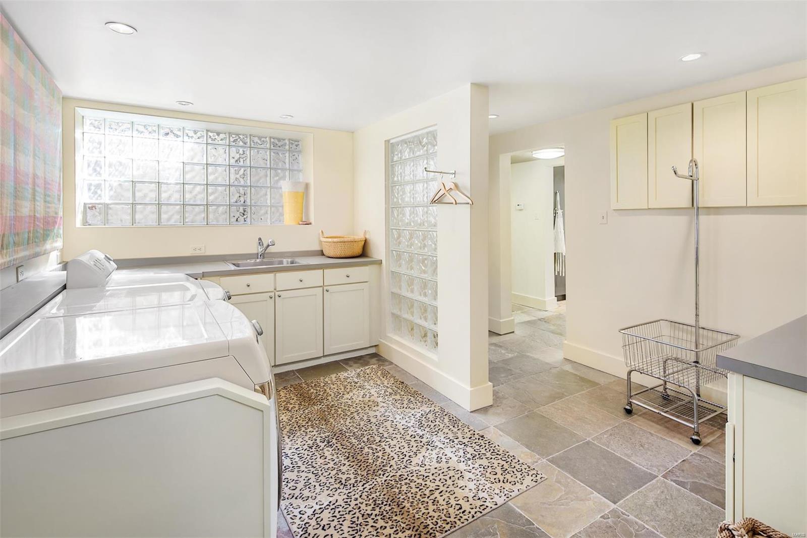 2120 Warson Road St. Louis, MO 63124 - Photo 41 of 50 Gallery Image 41