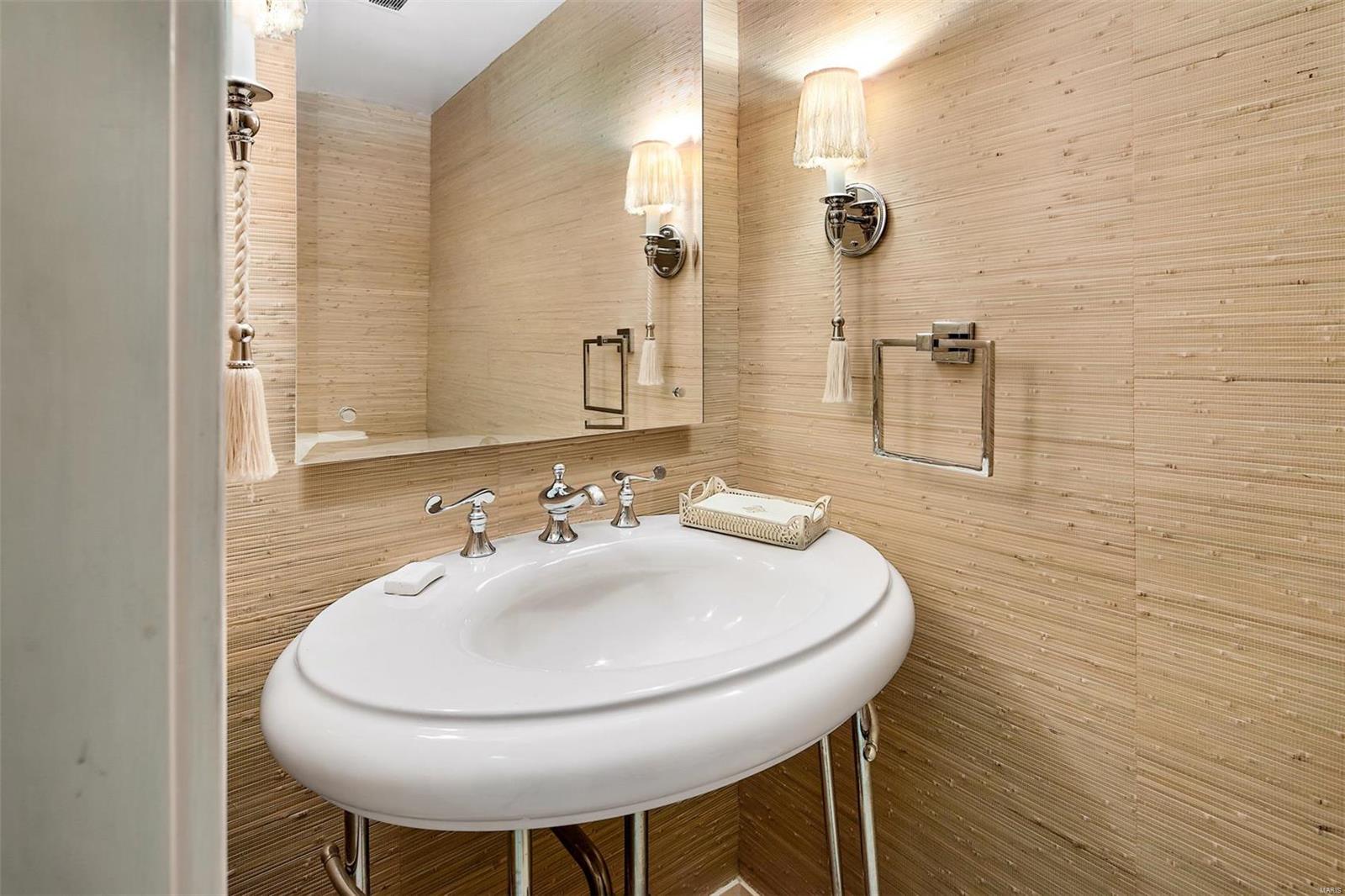 2120 Warson Road St. Louis, MO 63124 - Photo 42 of 50 Gallery Image 42