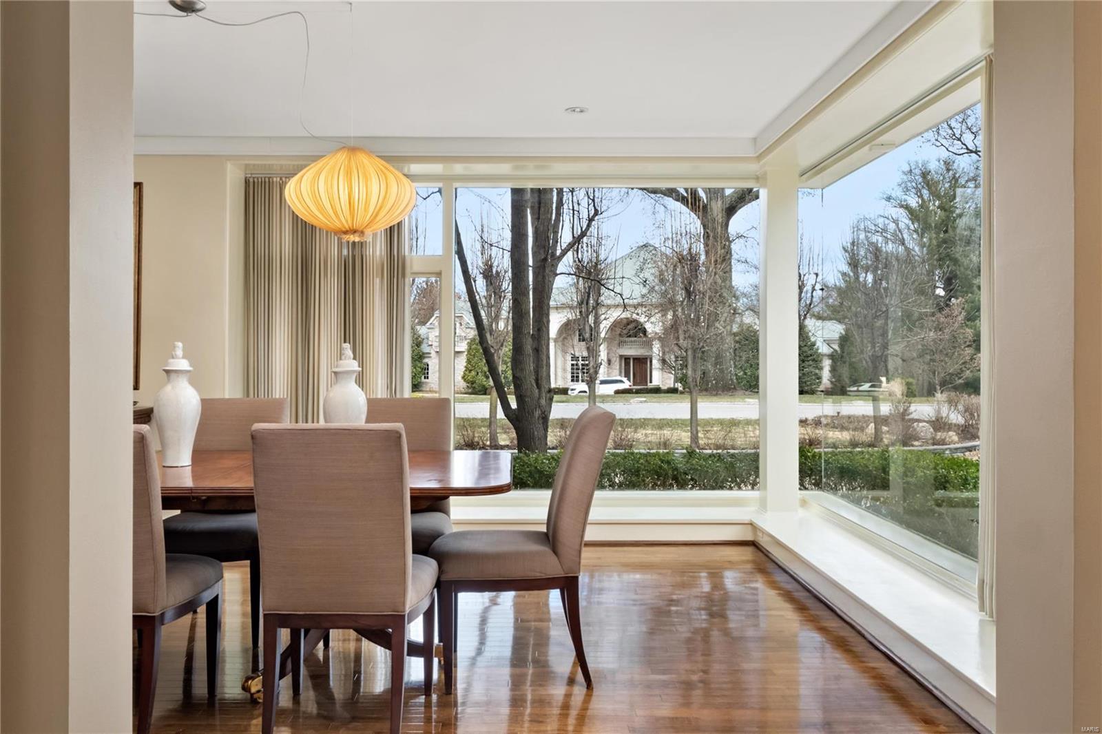 2120 Warson Road St. Louis, MO 63124 - Photo 6 of 50 Gallery Image 6