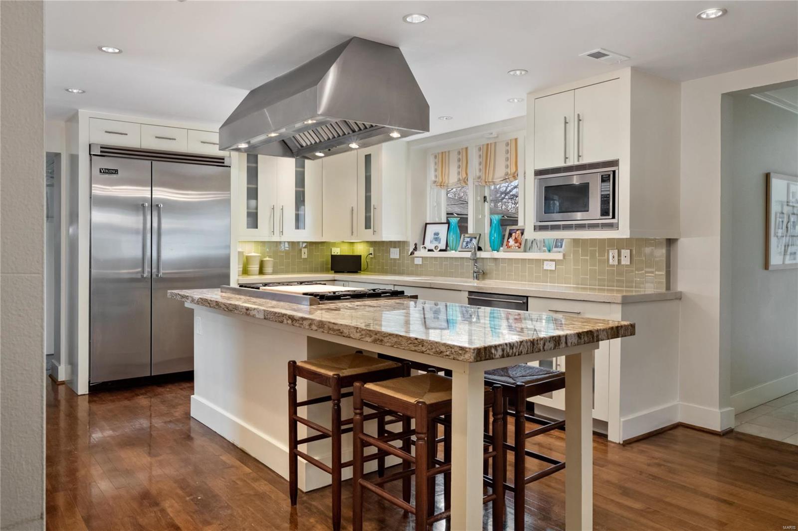 2120 Warson Road St. Louis, MO 63124 - Photo 10 of 50 Gallery Image 10