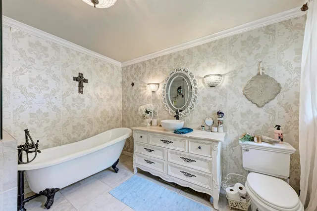 $1,050,000 | 7800 County Road 210, Bertram, TX 78605