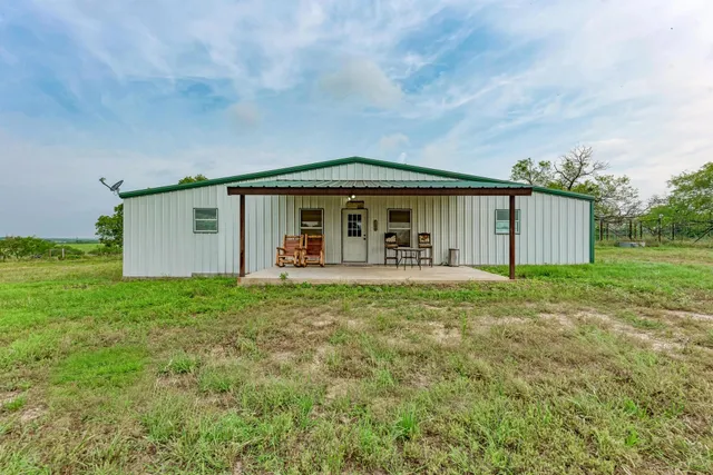 $1,050,000 | 7800 County Road 210, Bertram, TX 78605