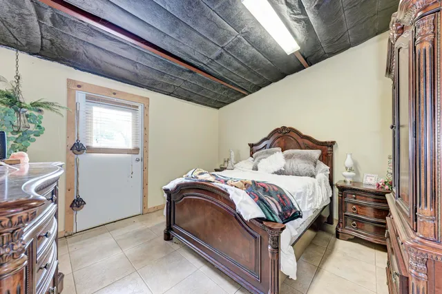 $1,050,000 | 7800 County Road 210, Bertram, TX 78605