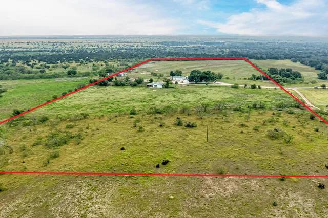 $1,050,000 | 7800 County Road 210, Bertram, TX 78605