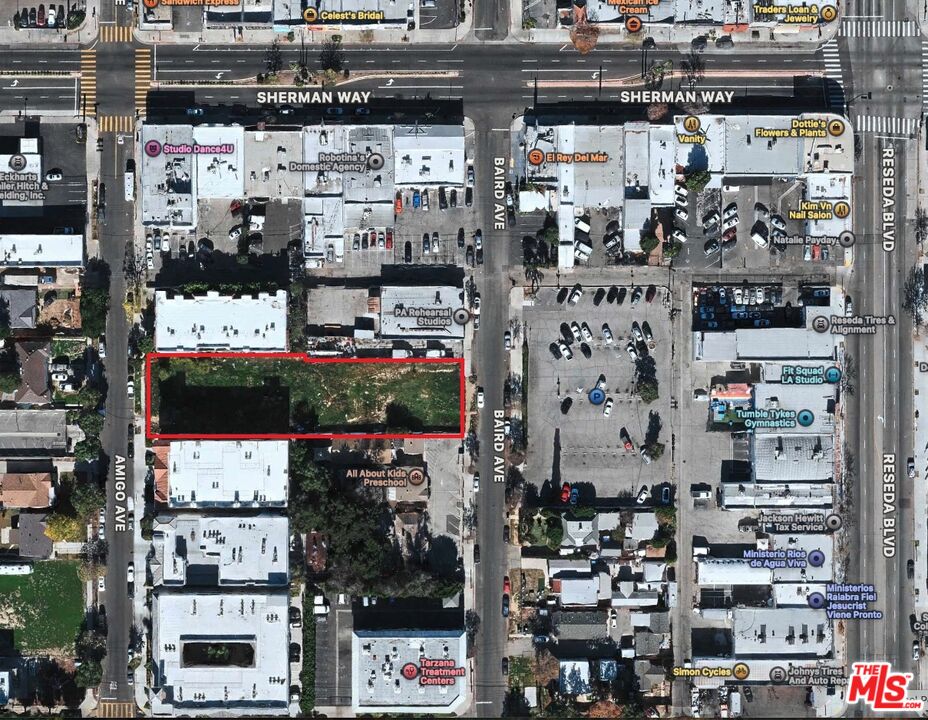 7131 Baird Avenue Reseda, CA 91335 - Photo 3 of 5