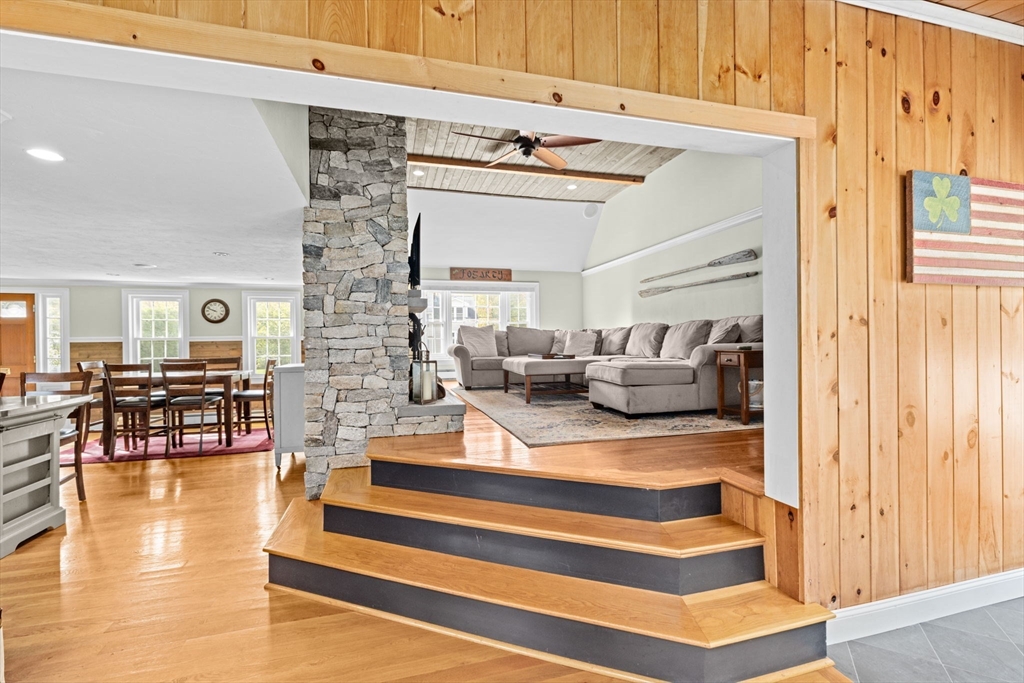 22 Kings Way Scituate, MA 02066 - Photo 13 of 27