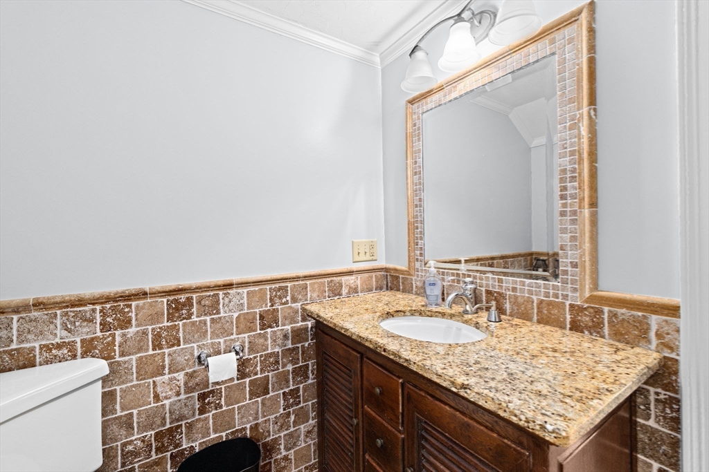 22 Kings Way Scituate, MA 02066 - Photo 21 of 27