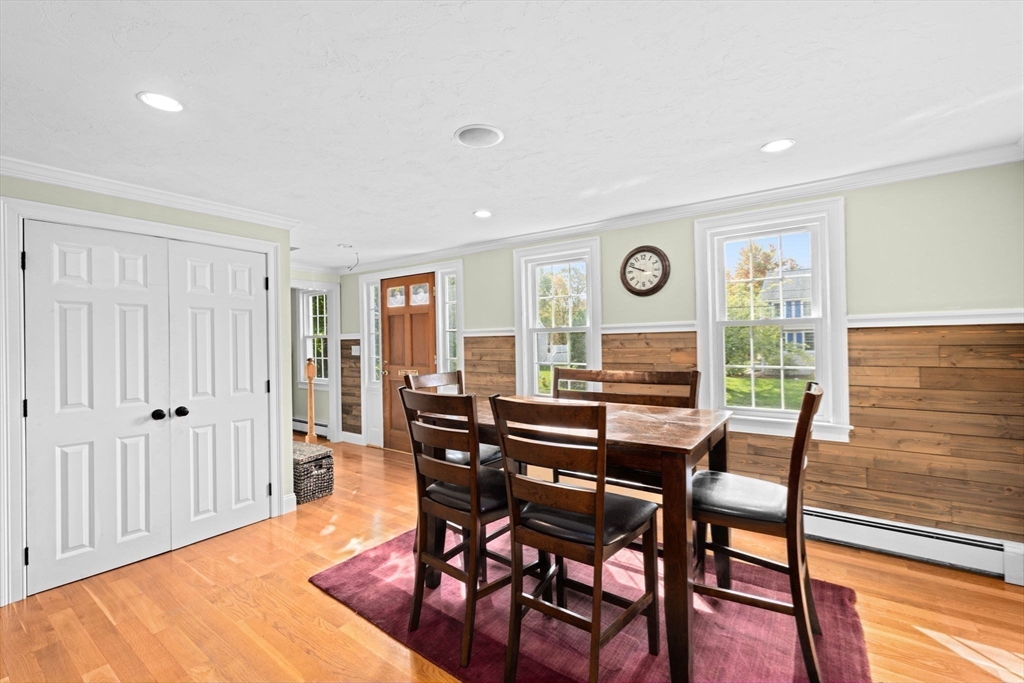 22 Kings Way Scituate, MA 02066 - Photo 6 of 27