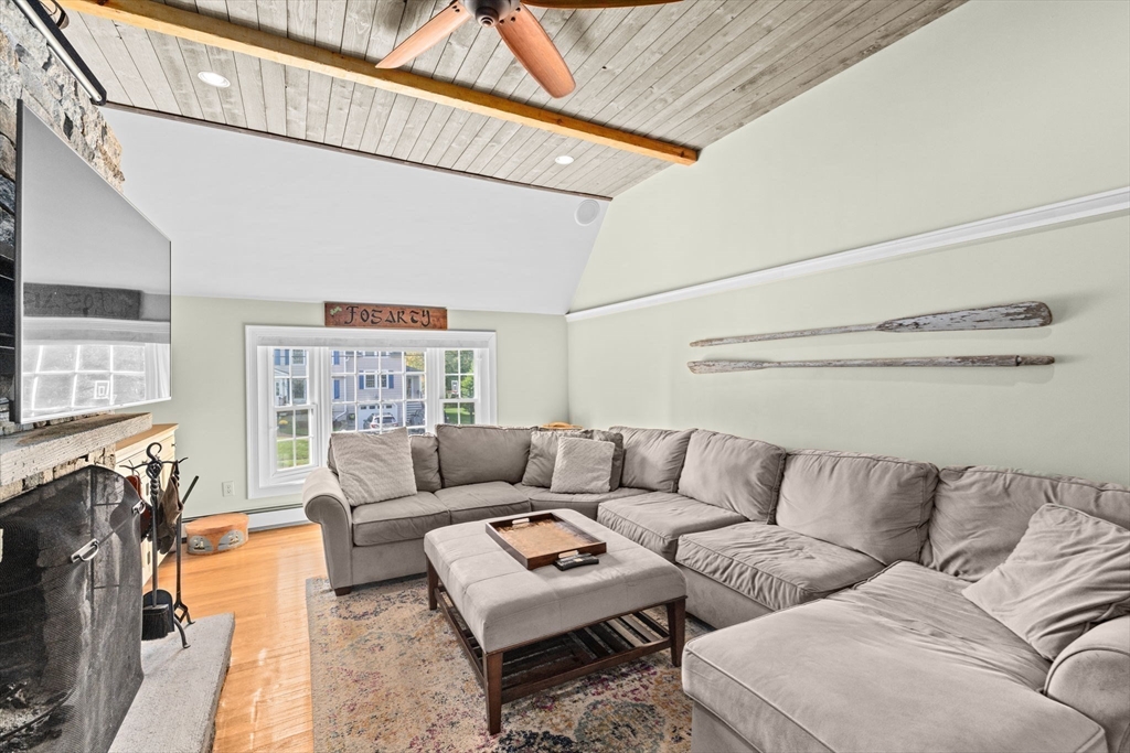 22 Kings Way Scituate, MA 02066 - Photo 10 of 27