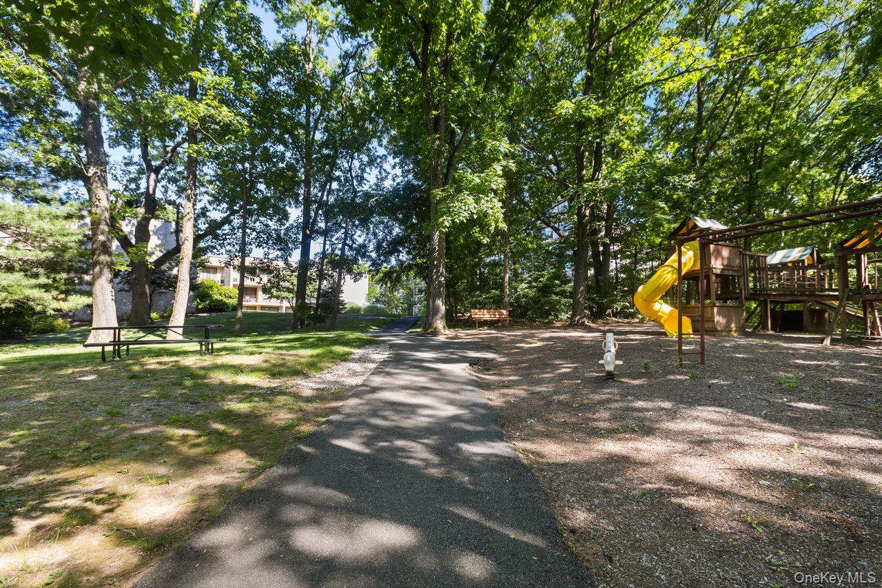 150 Overlook, Unit 5F Peekskill, NY 10566 - Photo 31 of 48