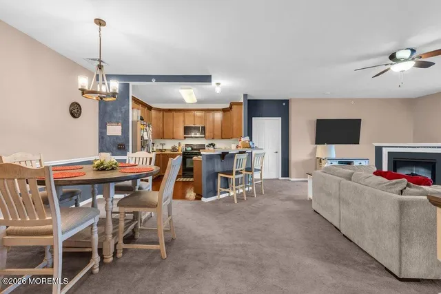 $489,000 | 136 Mill Pond Way, Unit 22, Eatontown, NJ 07724