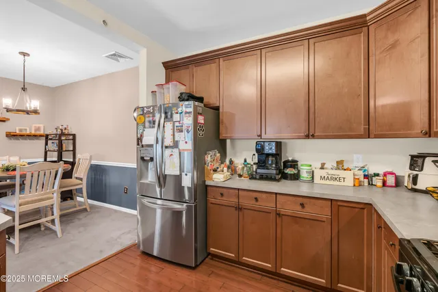 $489,000 | 136 Mill Pond Way, Unit 22, Eatontown, NJ 07724