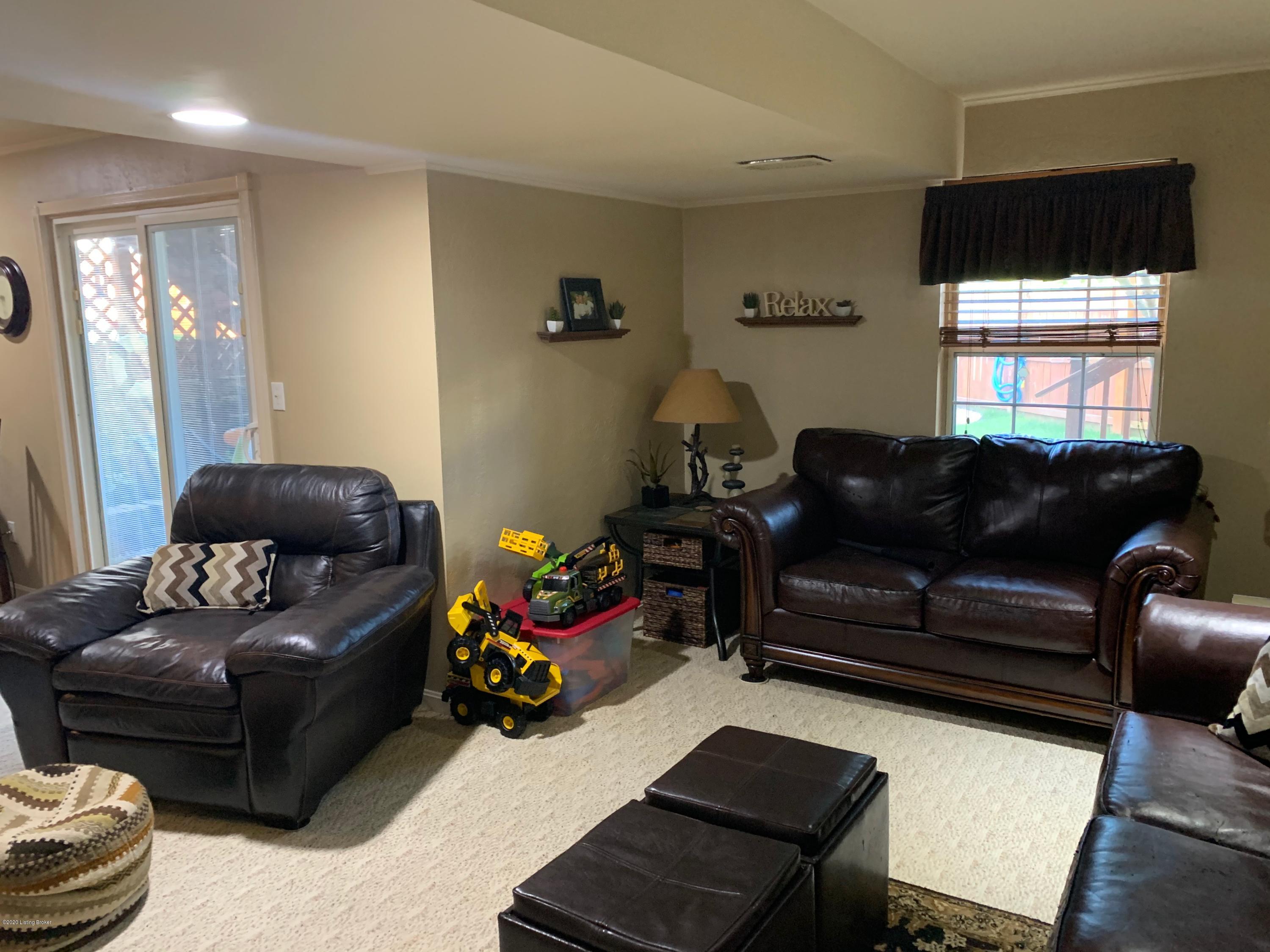 10700 Bayport Road Louisville, KY 40299 - Photo 20 of 26 20