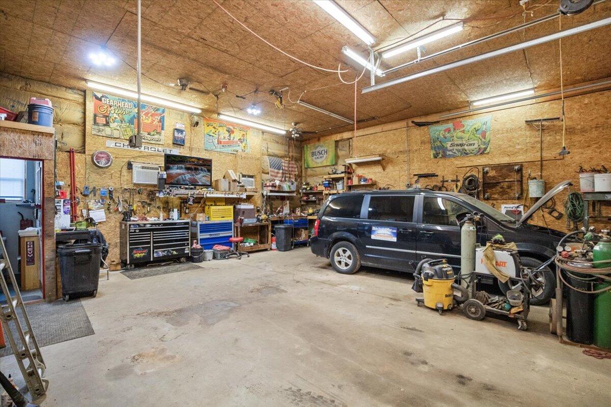 7120 Cedar Lake Road Northeast Edmore, MI 48829 - Photo 13 of 26 13-IMG_7576