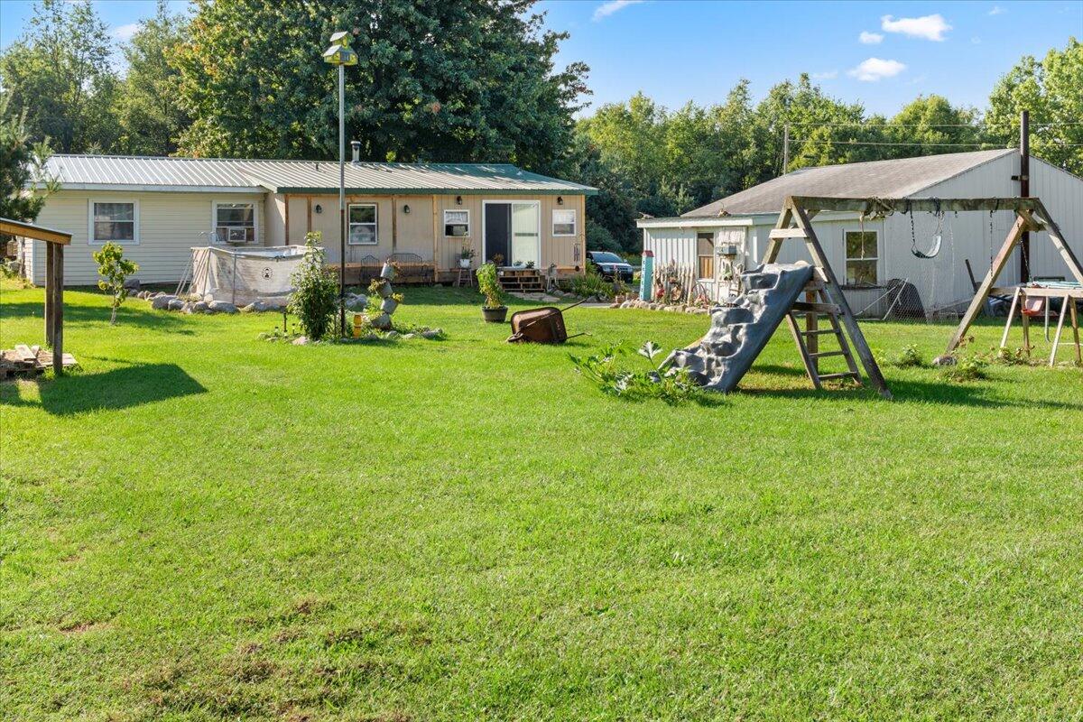 7120 Cedar Lake Road Northeast Edmore, MI 48829 - Photo 9 of 26 09-IMG_7531