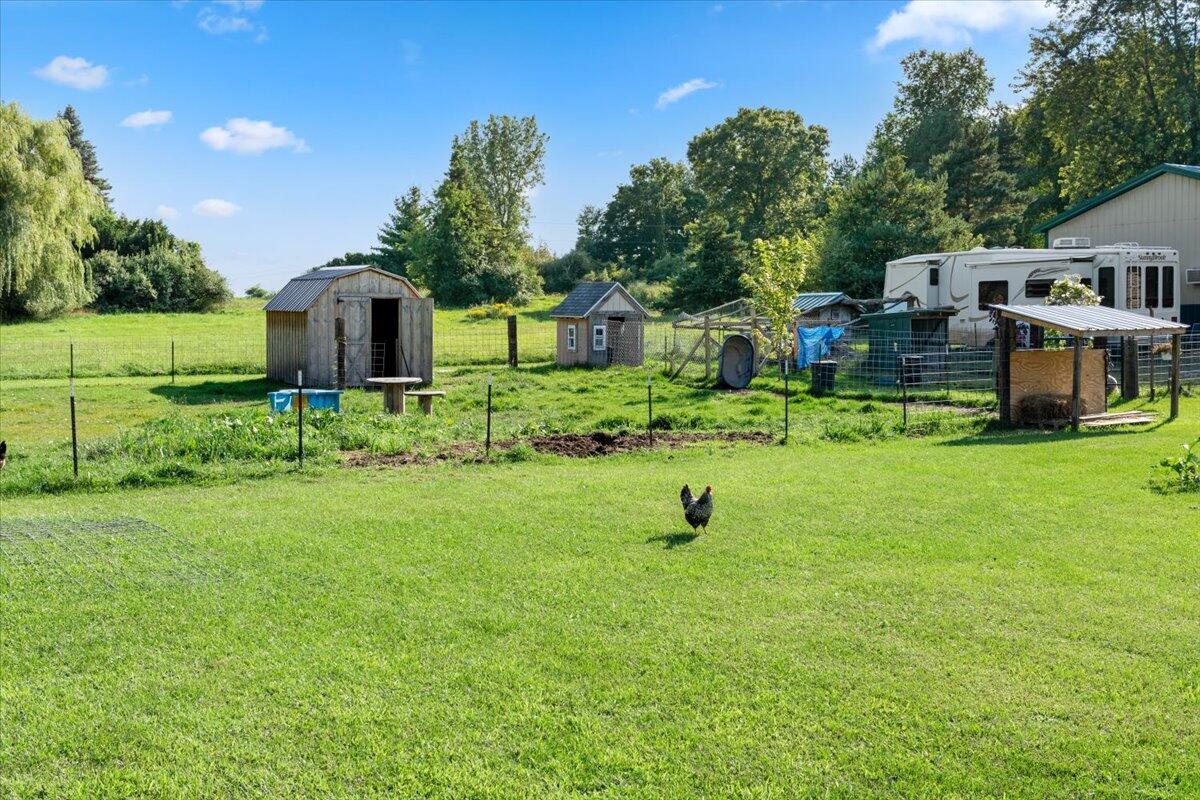 7120 Cedar Lake Road Northeast Edmore, MI 48829 - Photo 10 of 26 10-IMG_7534