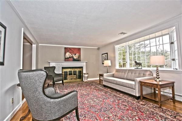 18 Tophet Road Lynnfield, MA 01940 - Photo 9 of 28 Gallery Image 9