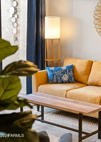 $2,500 | 533 West Guadalupe Road, Unit 1063, Mesa, AZ 85210