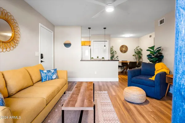 $2,500 | 533 West Guadalupe Road, Unit 1063, Mesa, AZ 85210