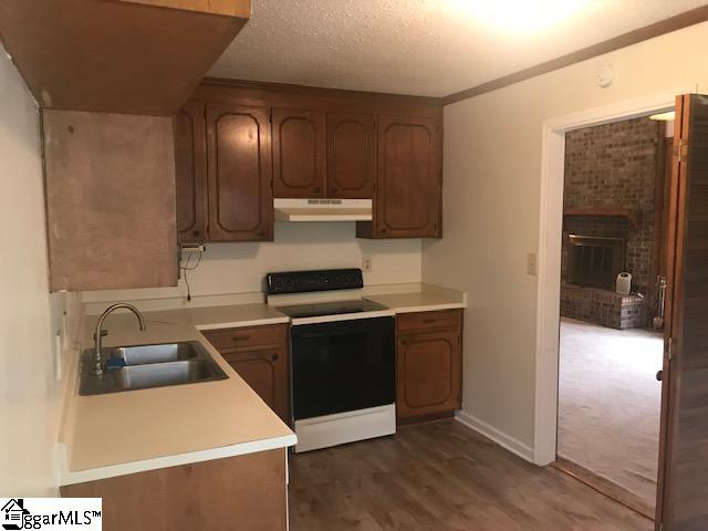 210 State Rd S-30-874 Clinton, SC 29325 - Photo 10 of 24 Gallery Image 10