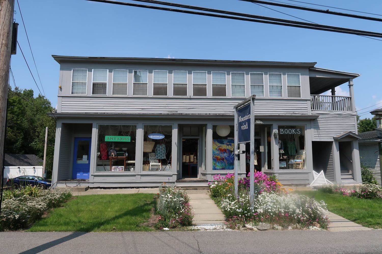 2053 Main Street Bethlehem, NH 03574 - Photo 2 of 38 Gallery Image 2