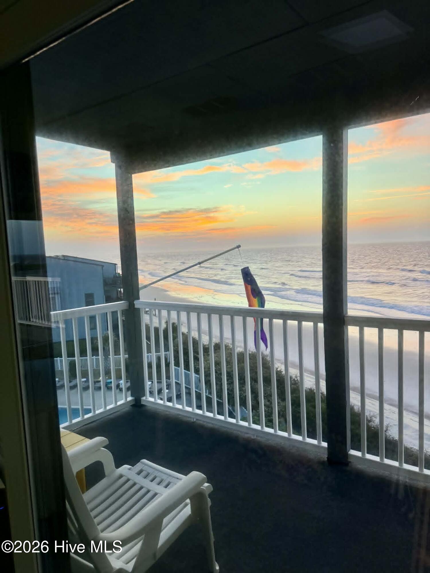 1896 New River Inlet Road, Unit 1412 North Topsail Beach, NC 28460 - Photo 12 of 69 53c03fad-830b-44aa-8381-91677595b79a