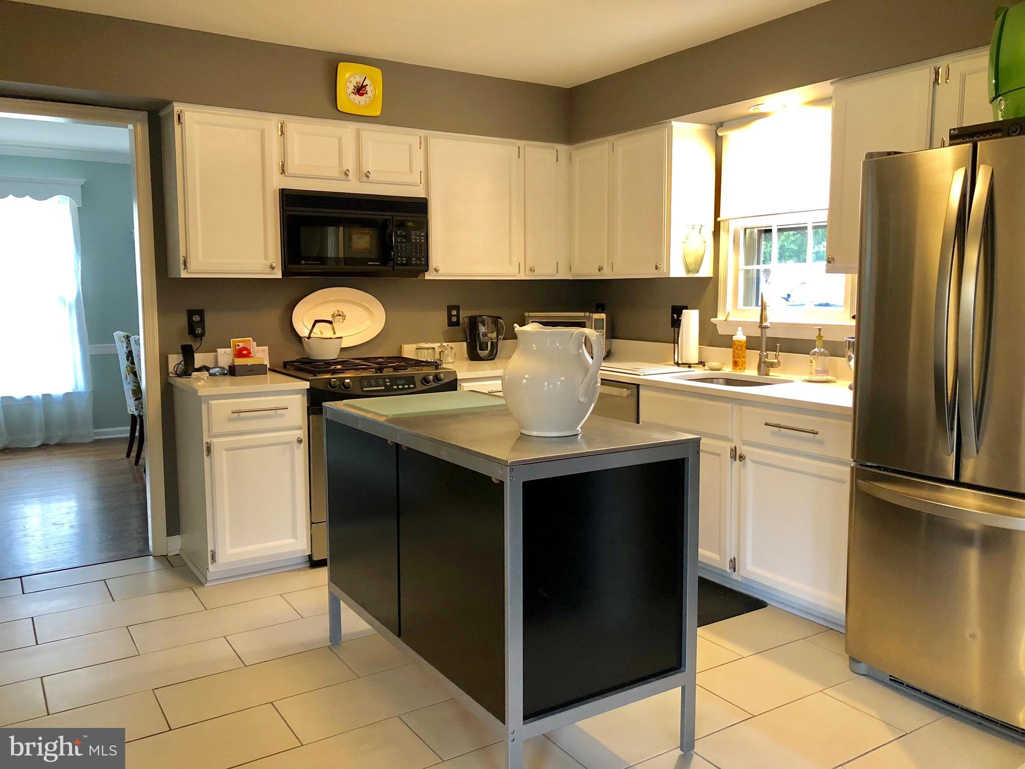 1631 Stowe Road Reston, VA 20194 - Photo 4 of 18 Kitchen
