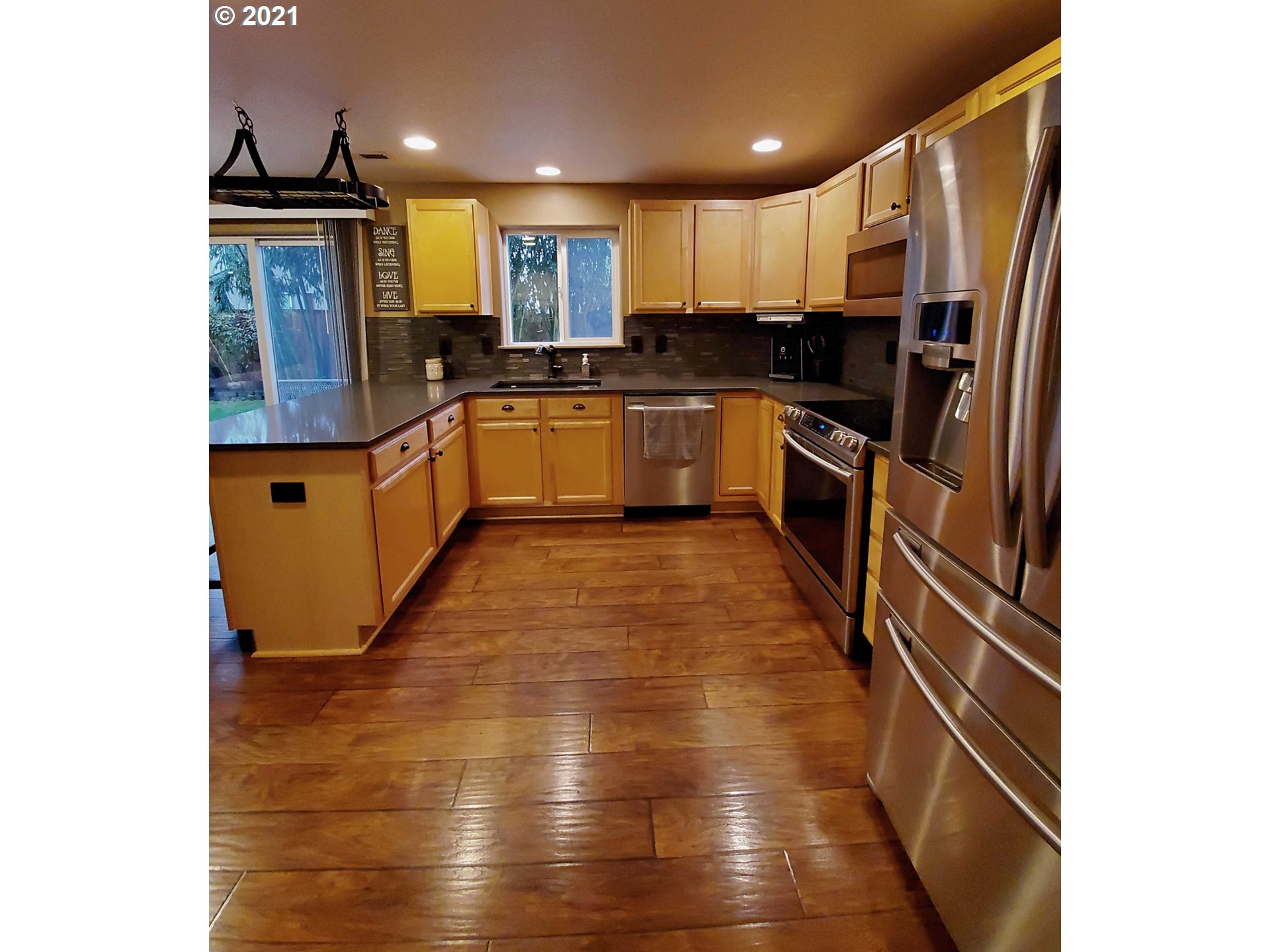 5911 Pumice Place Springfield, OR 97478 - Photo 3 of 17 Gallery Image 3