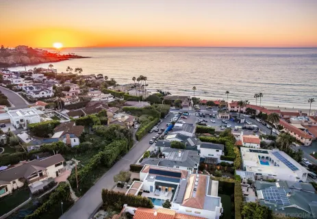 $9,985,000 | 7970 Roseland Drive, La Jolla, CA 92037