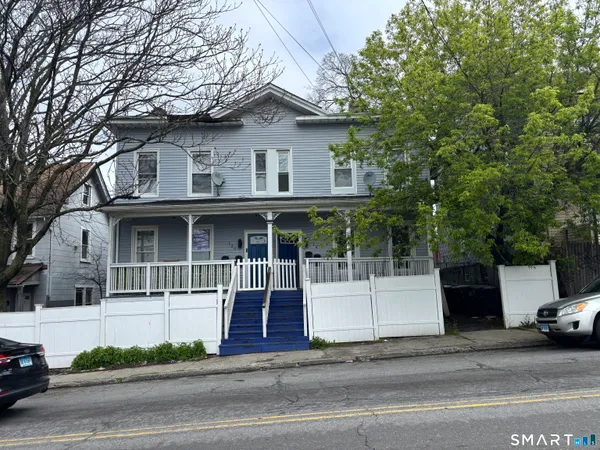 $650,000 | 118-120 Pequonnock Street, Bridgeport, CT 06604