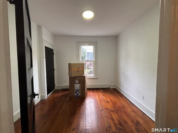 $650,000 | 118-120 Pequonnock Street, Bridgeport, CT 06604