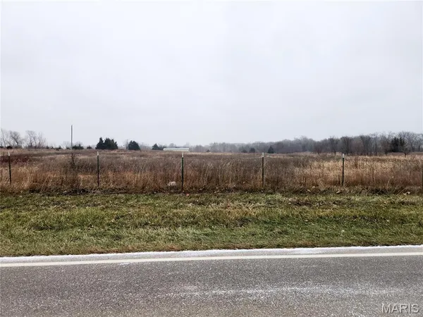 $295,000 | 23235 Dalton Road, Warrenton, MO 63383