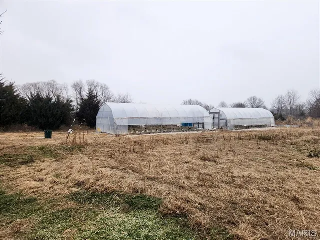 $310,000 | 23235 Dalton Road, Warrenton, MO 63383