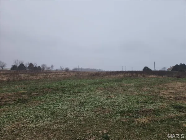 $295,000 | 23235 Dalton Road, Warrenton, MO 63383