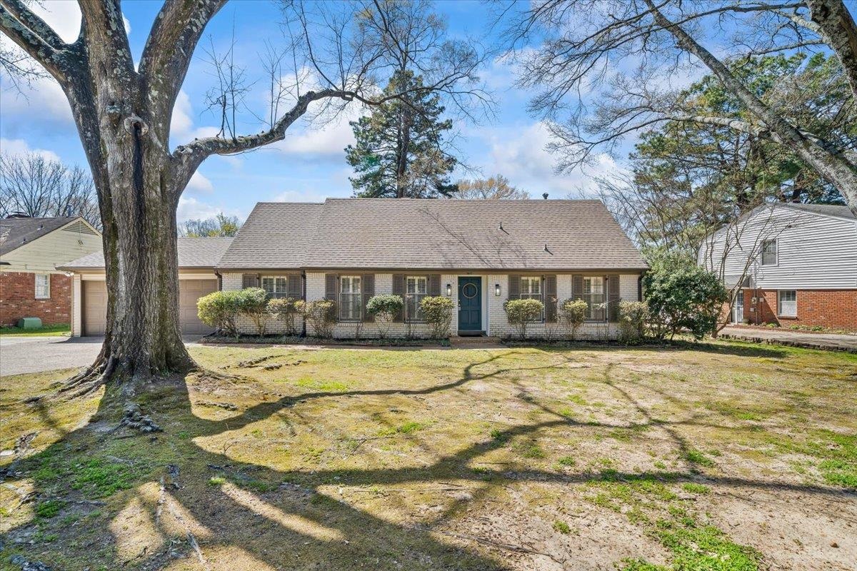 5457 Quince Road Memphis, TN 38119 - Photo 1 of 36