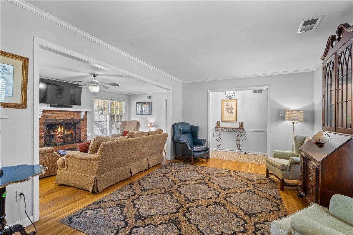 5457 Quince Road Memphis, TN 38119 - Photo 8 of 36