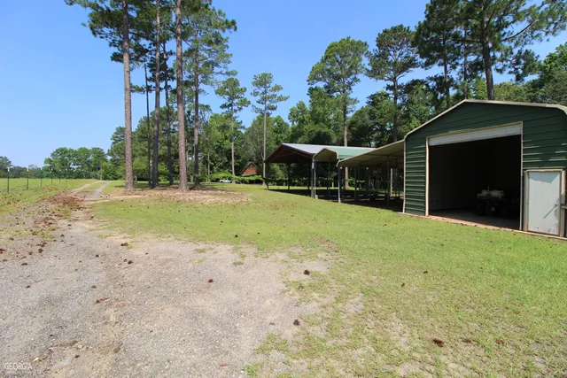 $950,000 | 507 Js McLeod Jr Way, Blakely, GA 39823