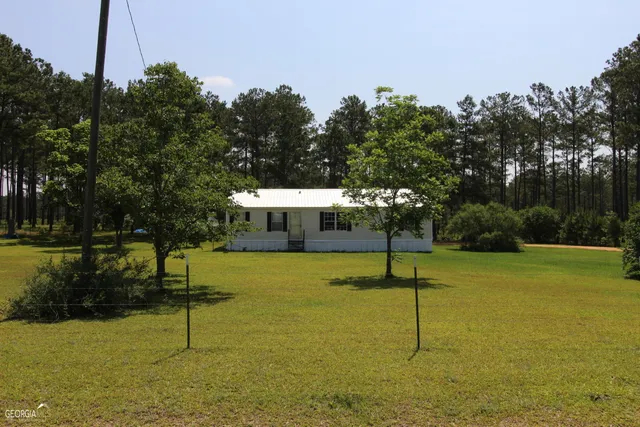 $950,000 | 507 Js McLeod Jr Way, Blakely, GA 39823