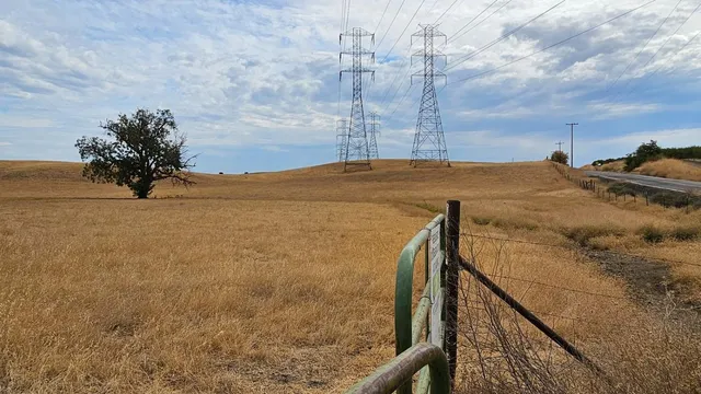 $960,000 | 1 County Road 85, Esparto, CA 95627