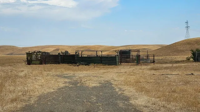 $960,000 | 1 County Road 85, Esparto, CA 95627