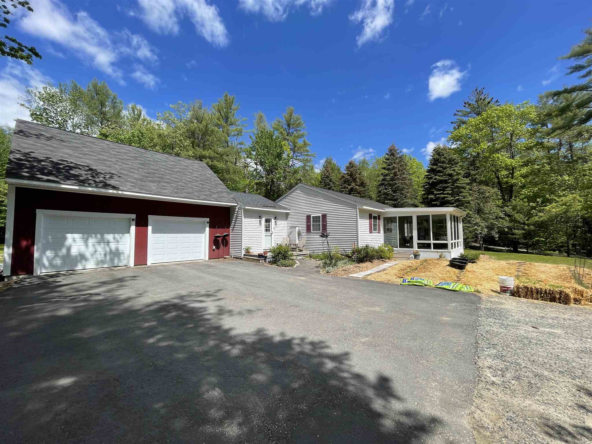11 Jewell Road Wilmot, NH 03287 - Photo 1 of 27