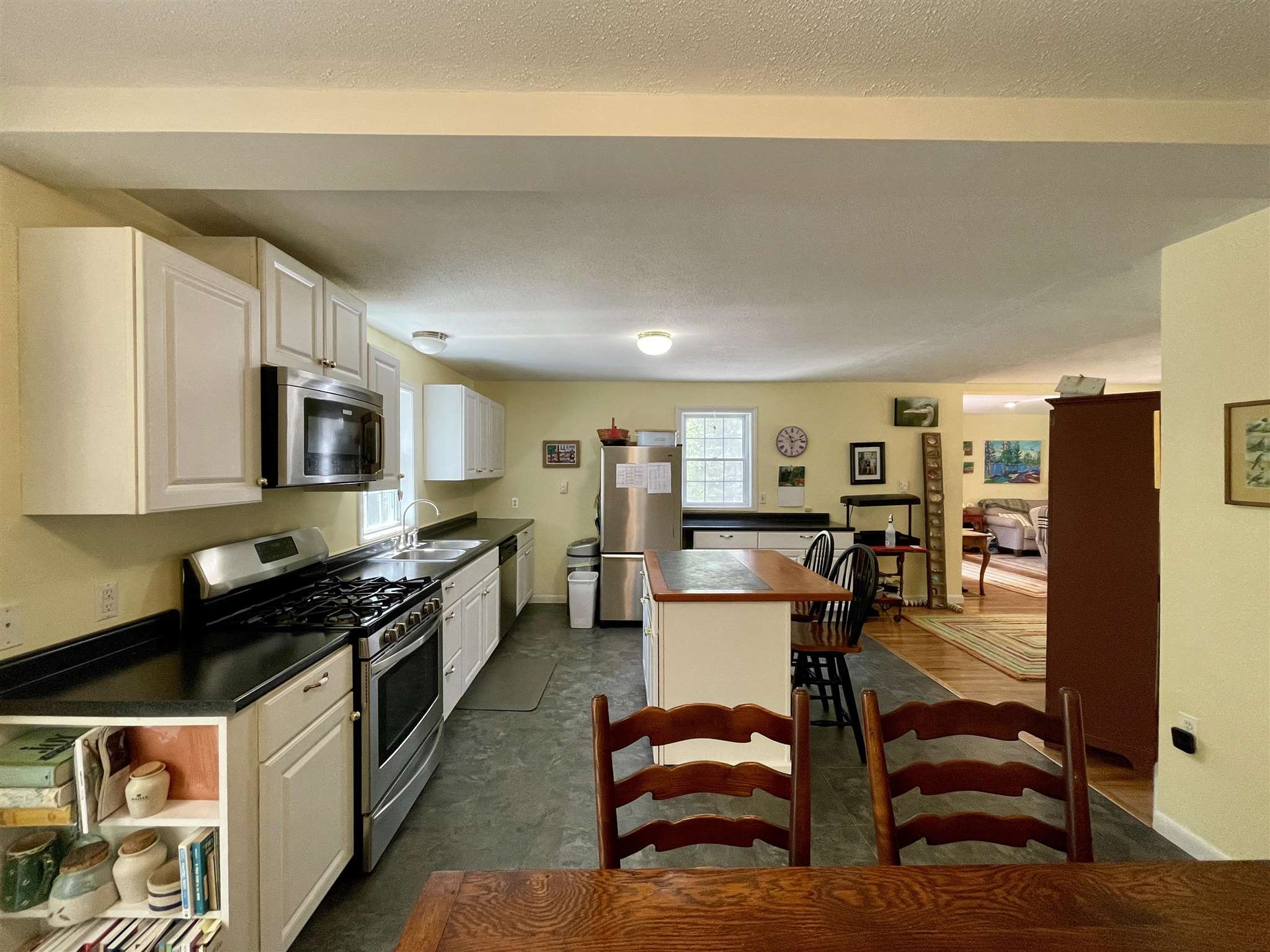 11 Jewell Road Wilmot, NH 03287 - Photo 3 of 27