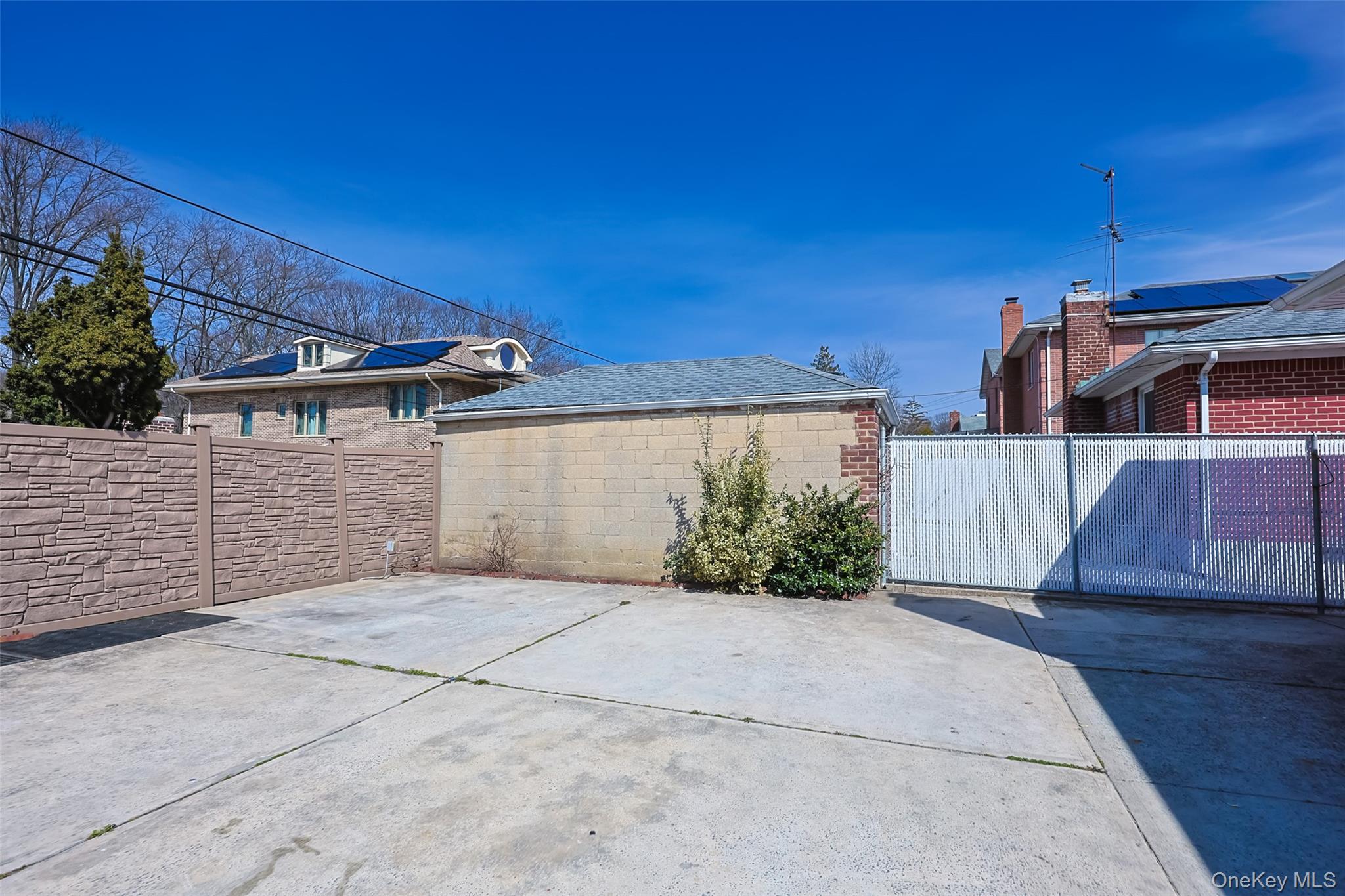 224-47 76th Road Queens, NY 11364 - Photo 46 of 49