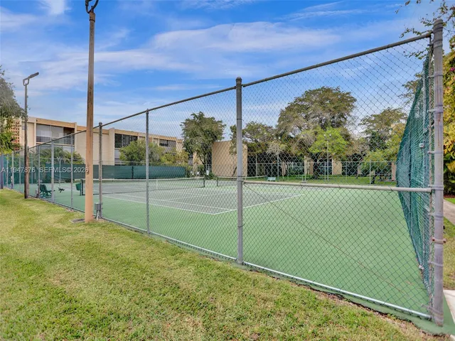 a view of a tennis court
