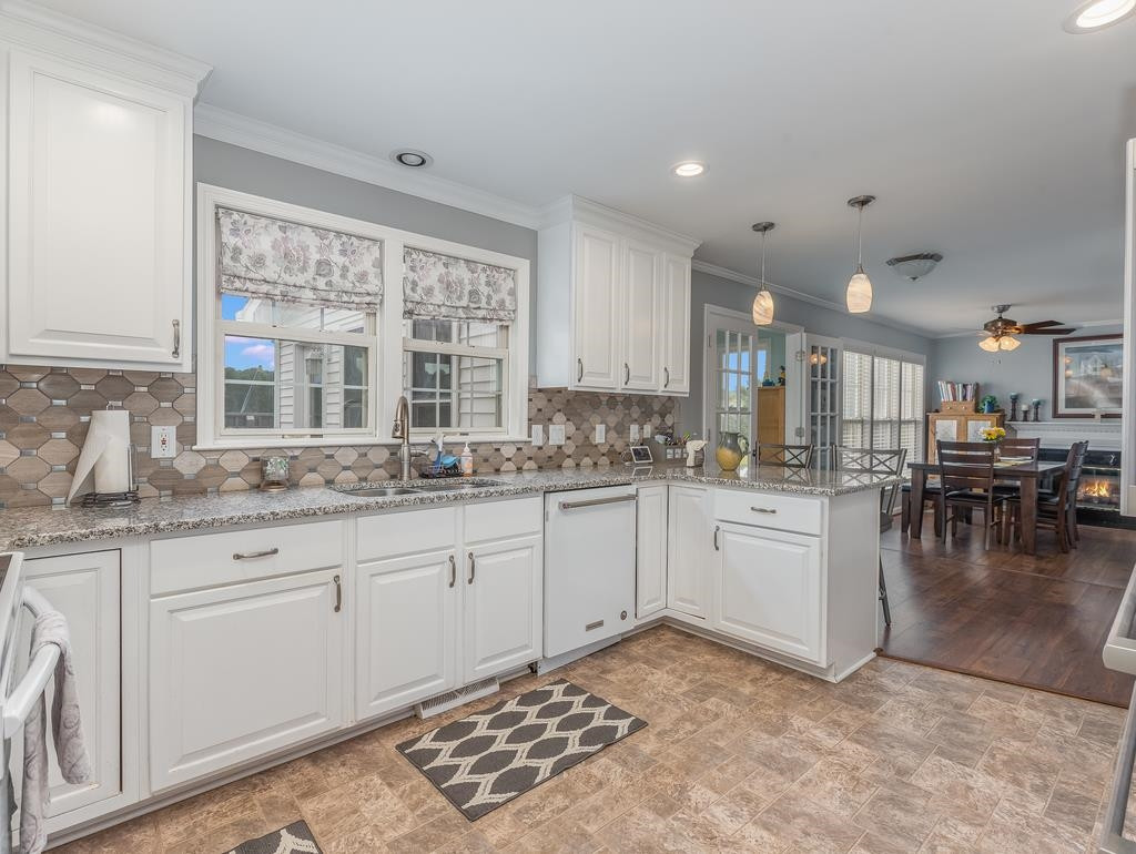 1204 Lexington Ridge Lane Apex, NC 27502 - Photo 12 of 28 Photo 12