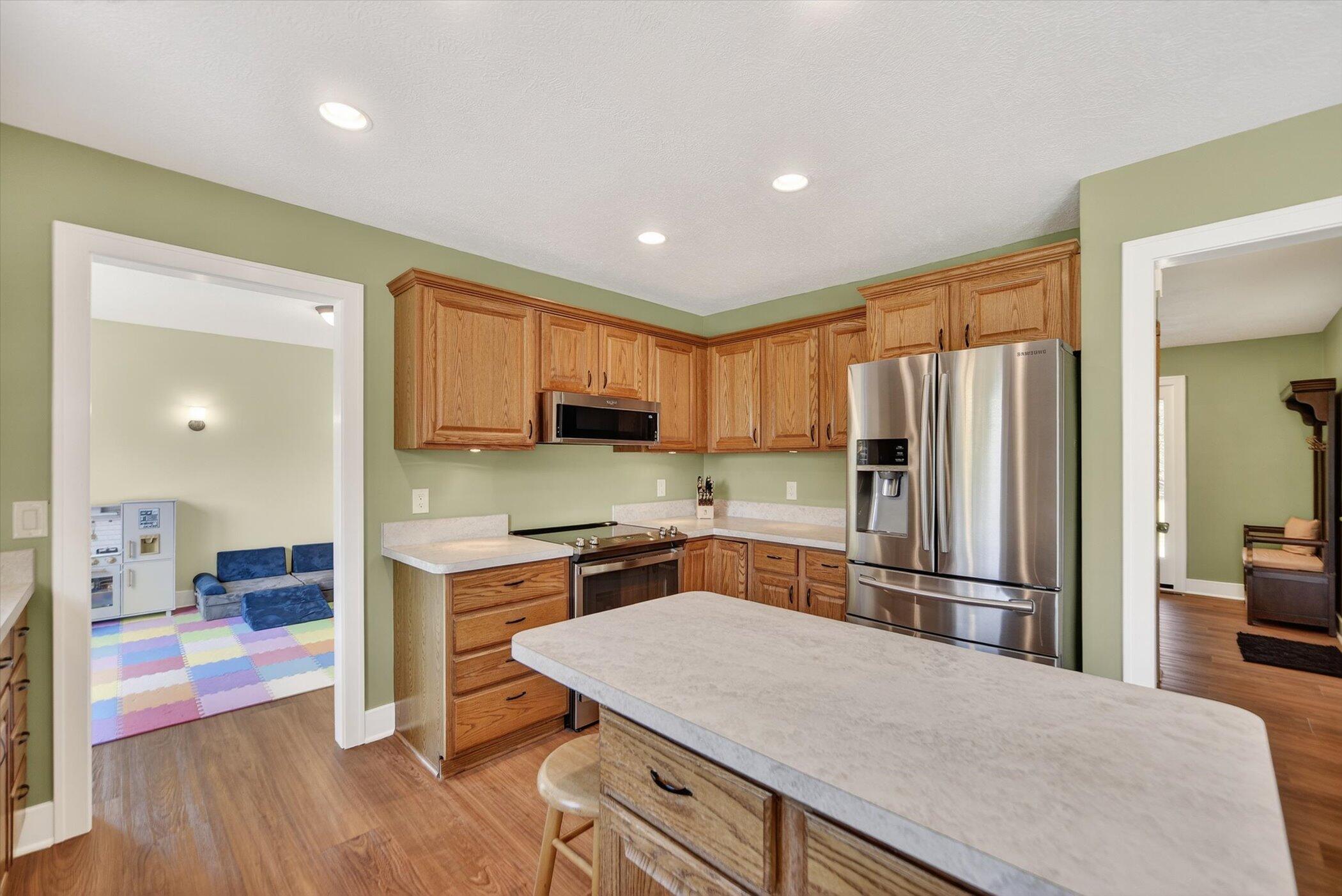 12800 South Wright Road Eagle, MI 48822 - Photo 17 of 58 17-12800 S Wright Rd Eagle-Windowstill