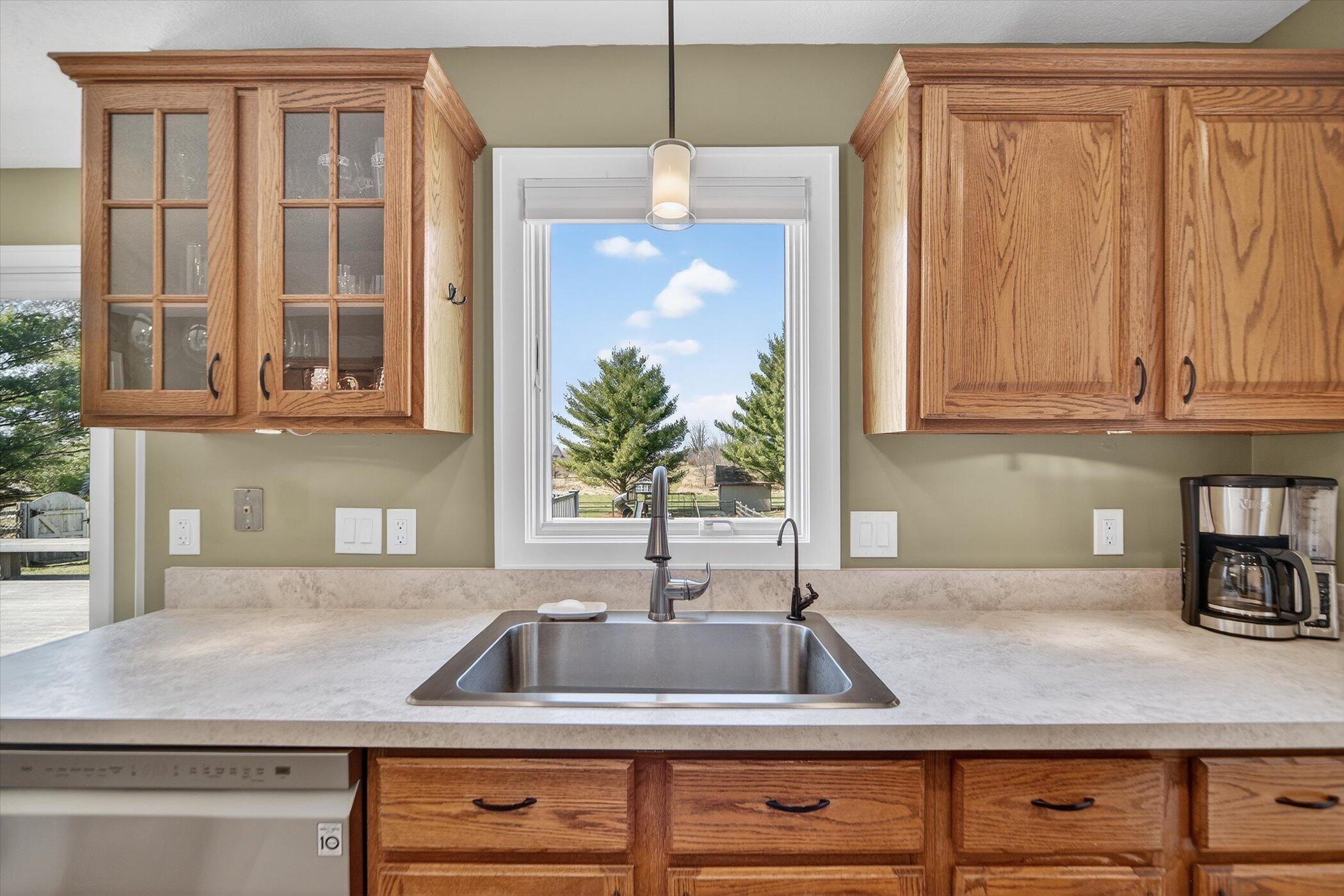 12800 South Wright Road Eagle, MI 48822 - Photo 19 of 58 19-12800 S Wright Rd Eagle-Windowstill